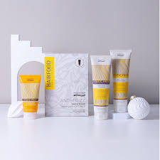 Natural Look Anti-Frizz Gift Pack